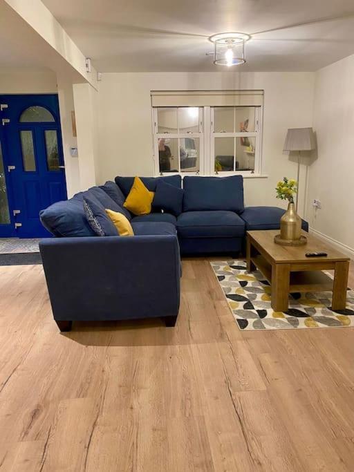 Modern Family Home Castleisland Extérieur photo