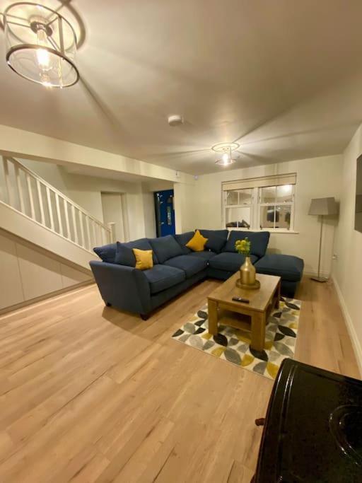 Modern Family Home Castleisland Extérieur photo
