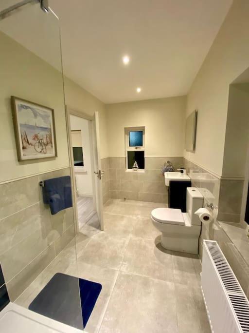 Modern Family Home Castleisland Extérieur photo