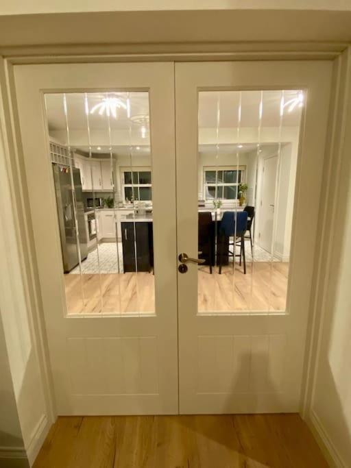 Modern Family Home Castleisland Extérieur photo