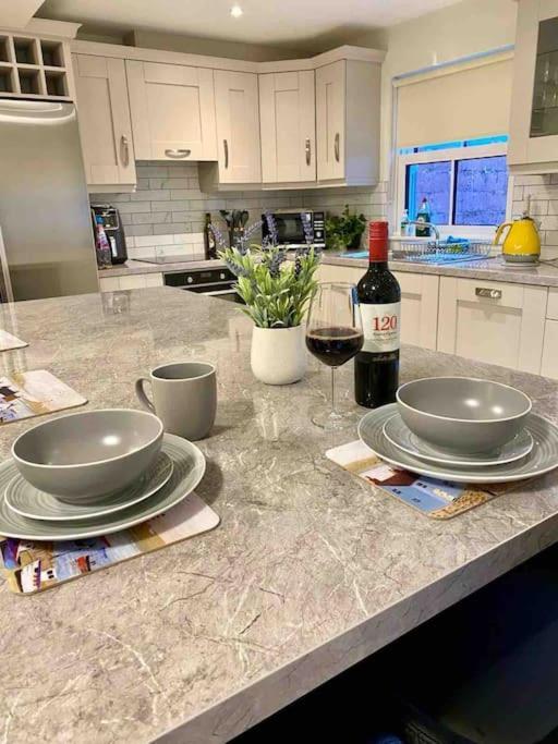 Modern Family Home Castleisland Extérieur photo